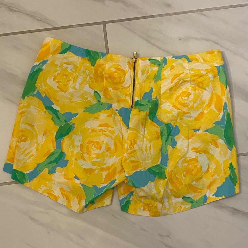 Lilly Pulitzer Shorts - Picture 3 of 6